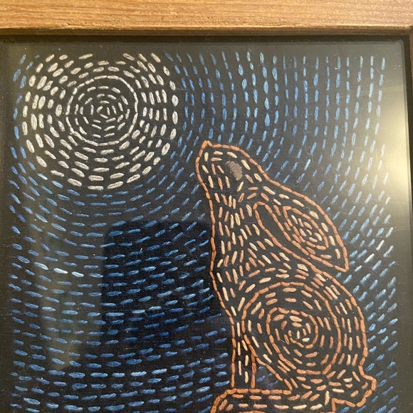 Hand Embroidered Sashiko Moon Gazing Hare - Picture 3 of 4
